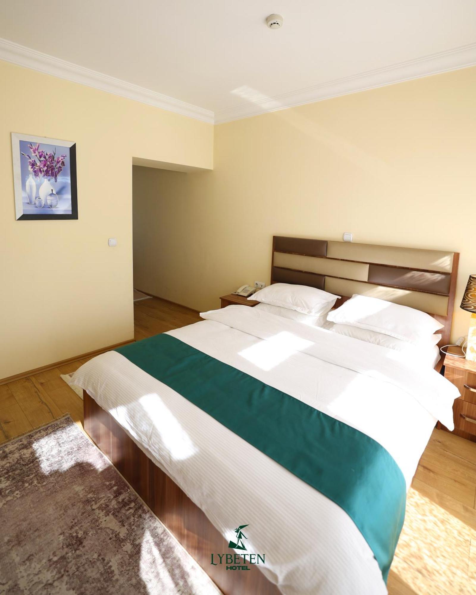 Hotel Lybeten Φεριζάι Εξωτερικό φωτογραφία