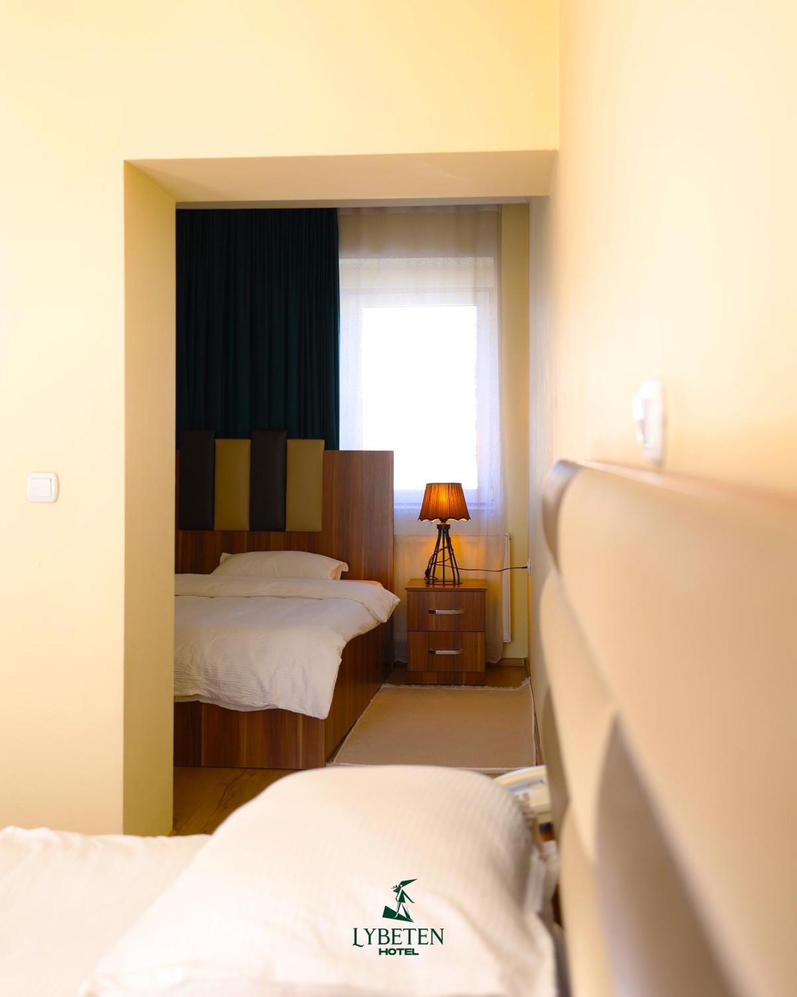 Hotel Lybeten Φεριζάι Εξωτερικό φωτογραφία